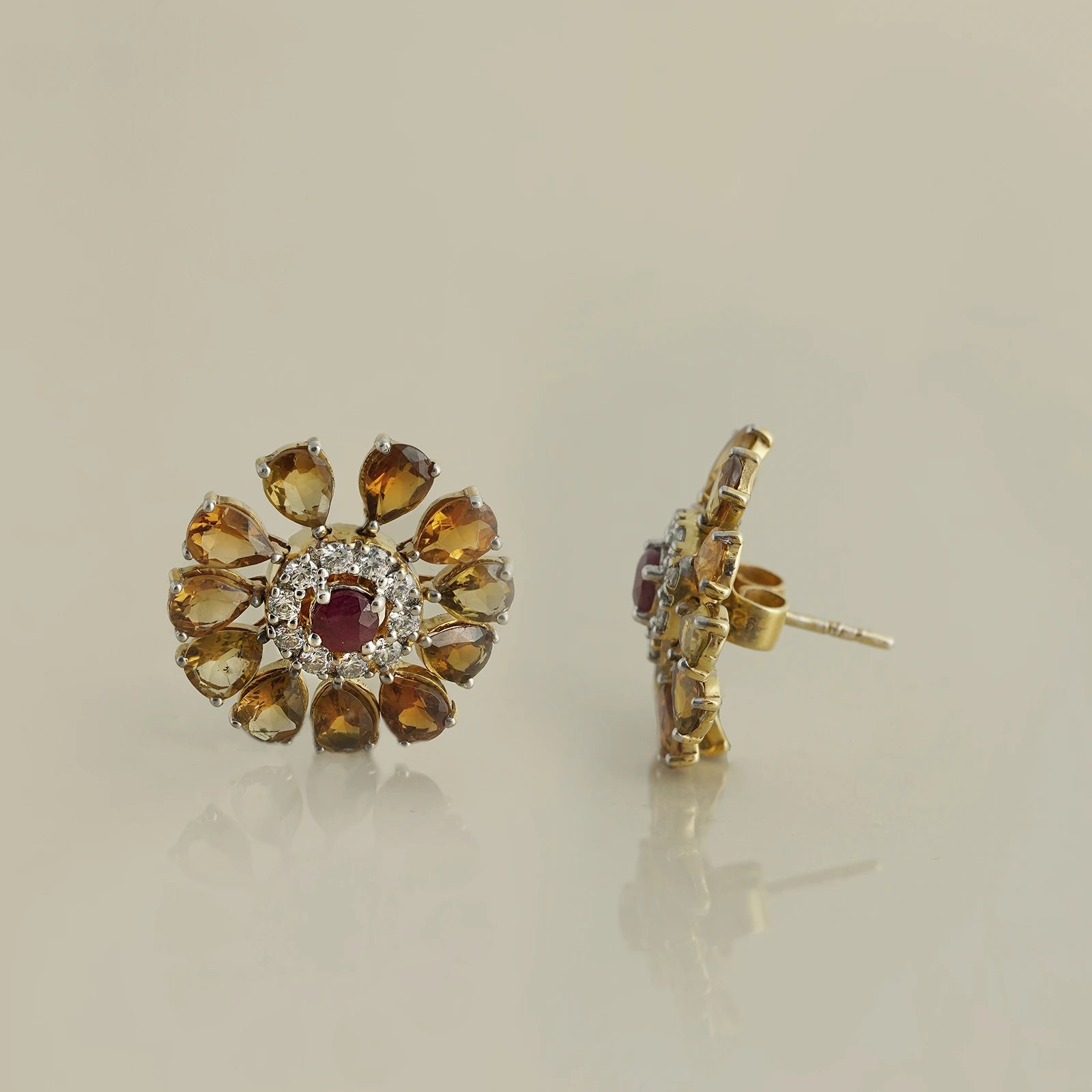 Dahlia Honey Ear Studs