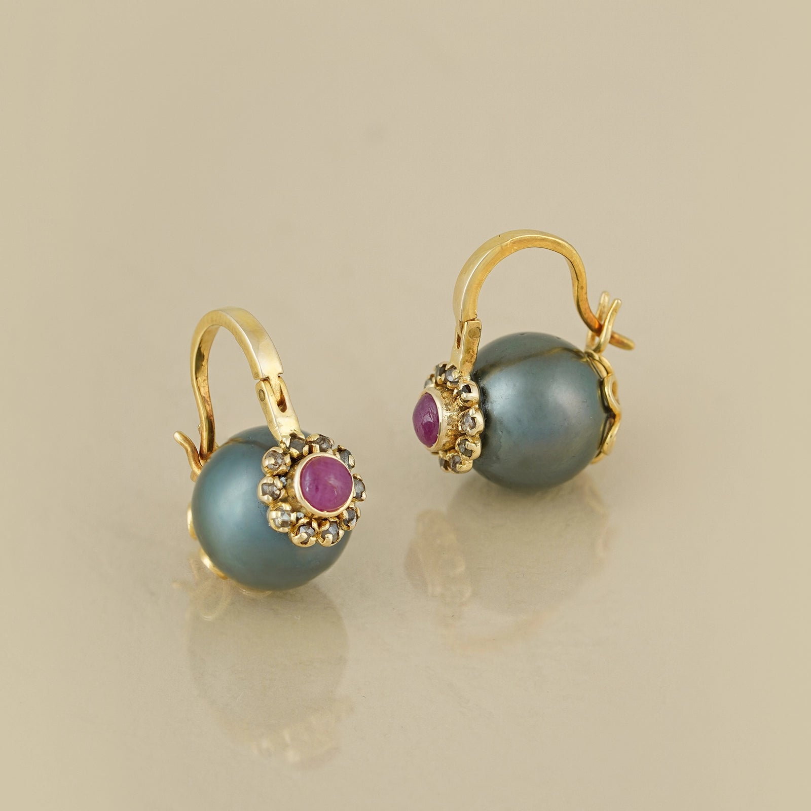 Alice Tahitian Pearl Earrings