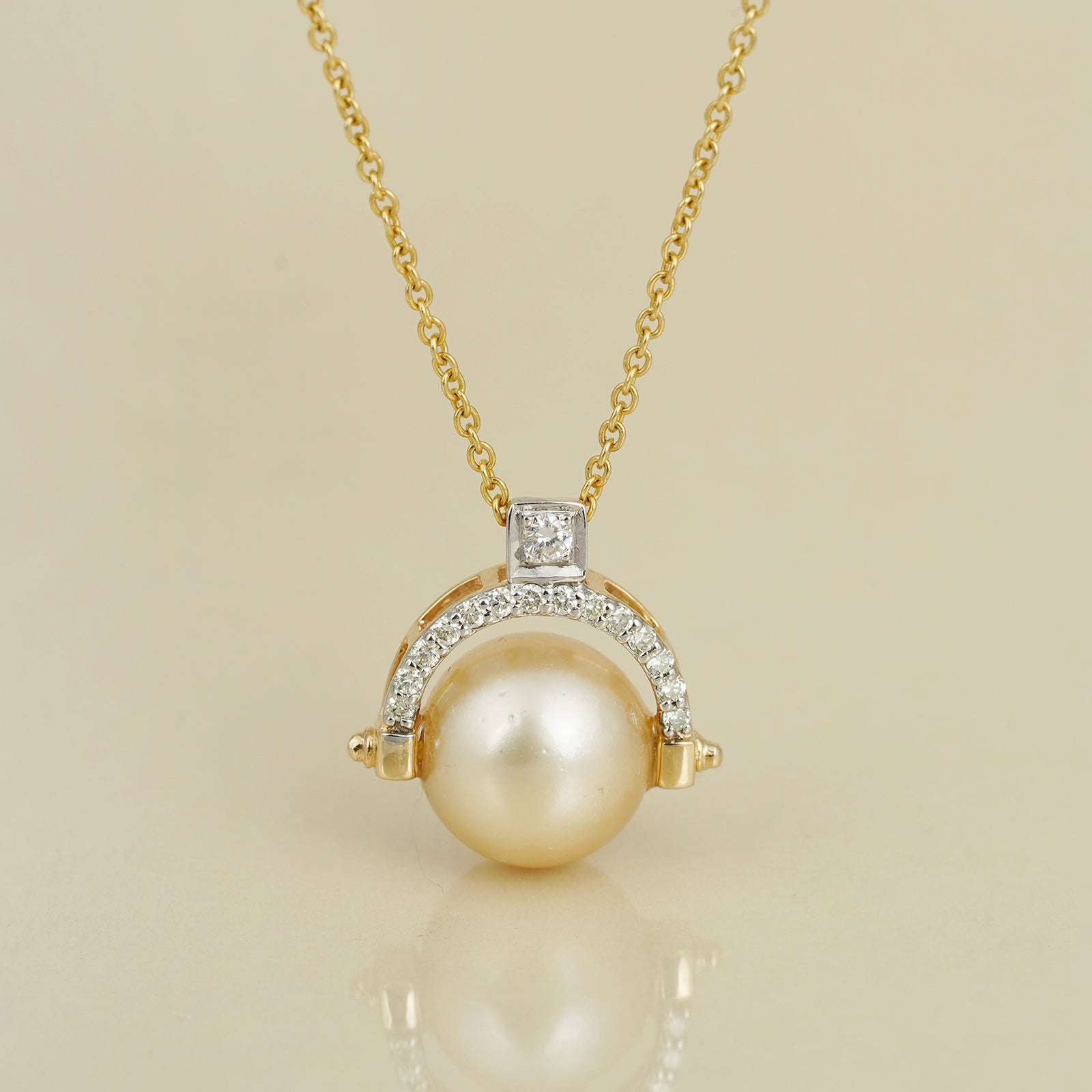 Shae Gold Diamond and Pearl Necklace – Vibe with MOI