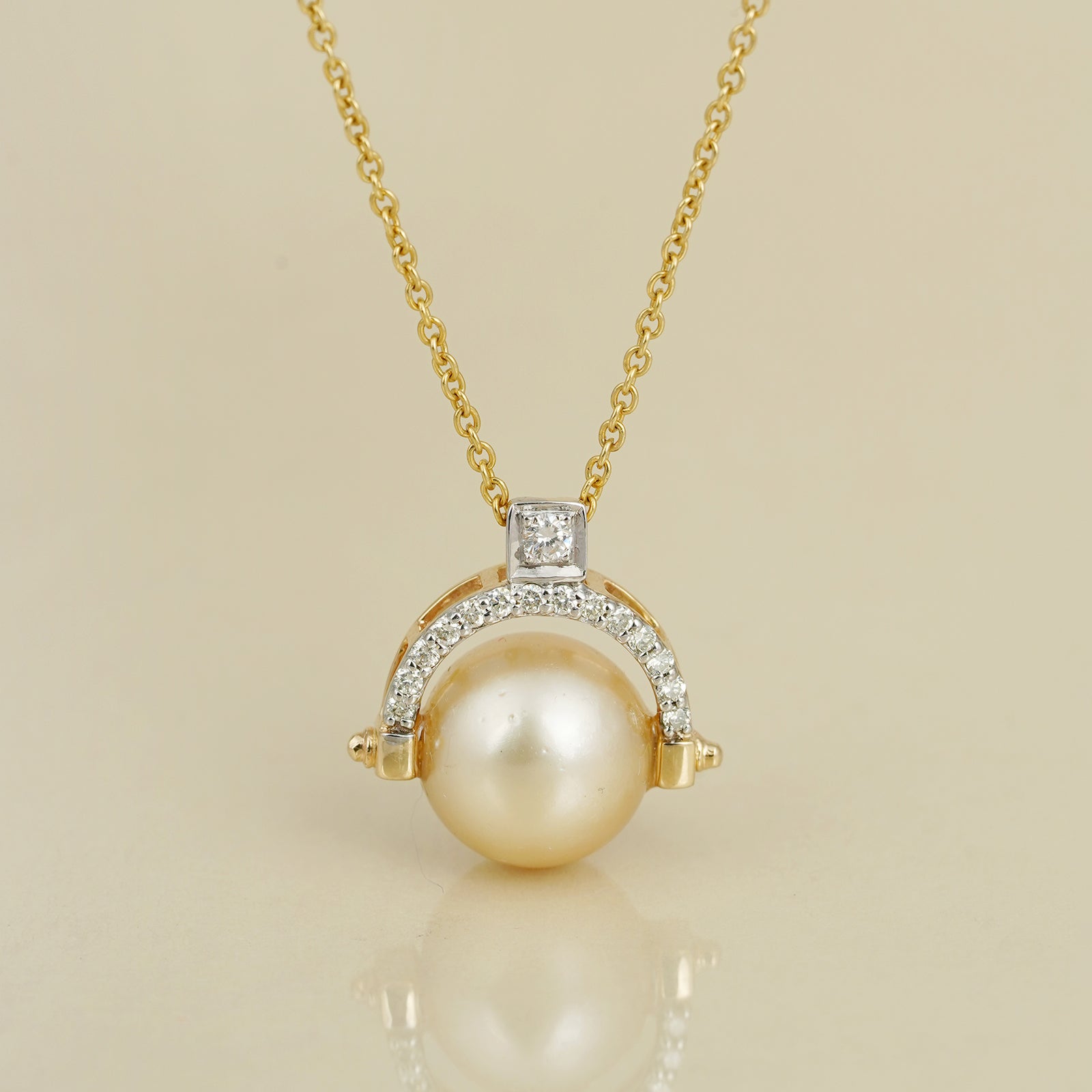 Grace Kelly South Sea Pearl Pendant Necklace