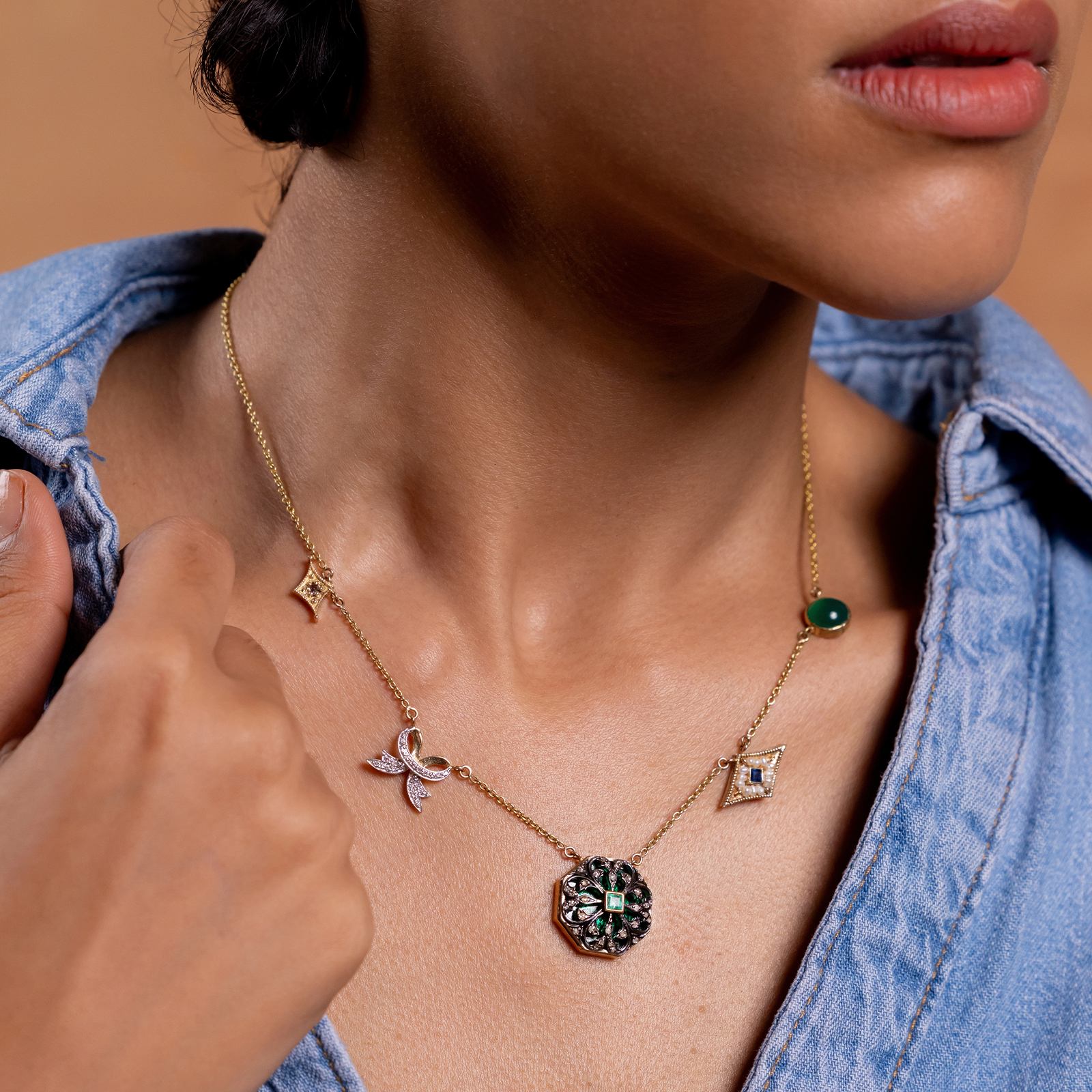 Emir Mini Charm Necklace in 14K gold and 925 silver with rose-cut diamond, emerald, blue sapphire, pearl and green onyx charms