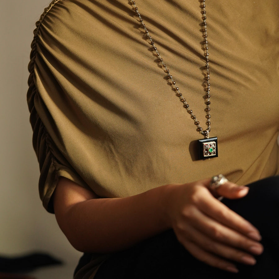 Pavia Pendant Necklace