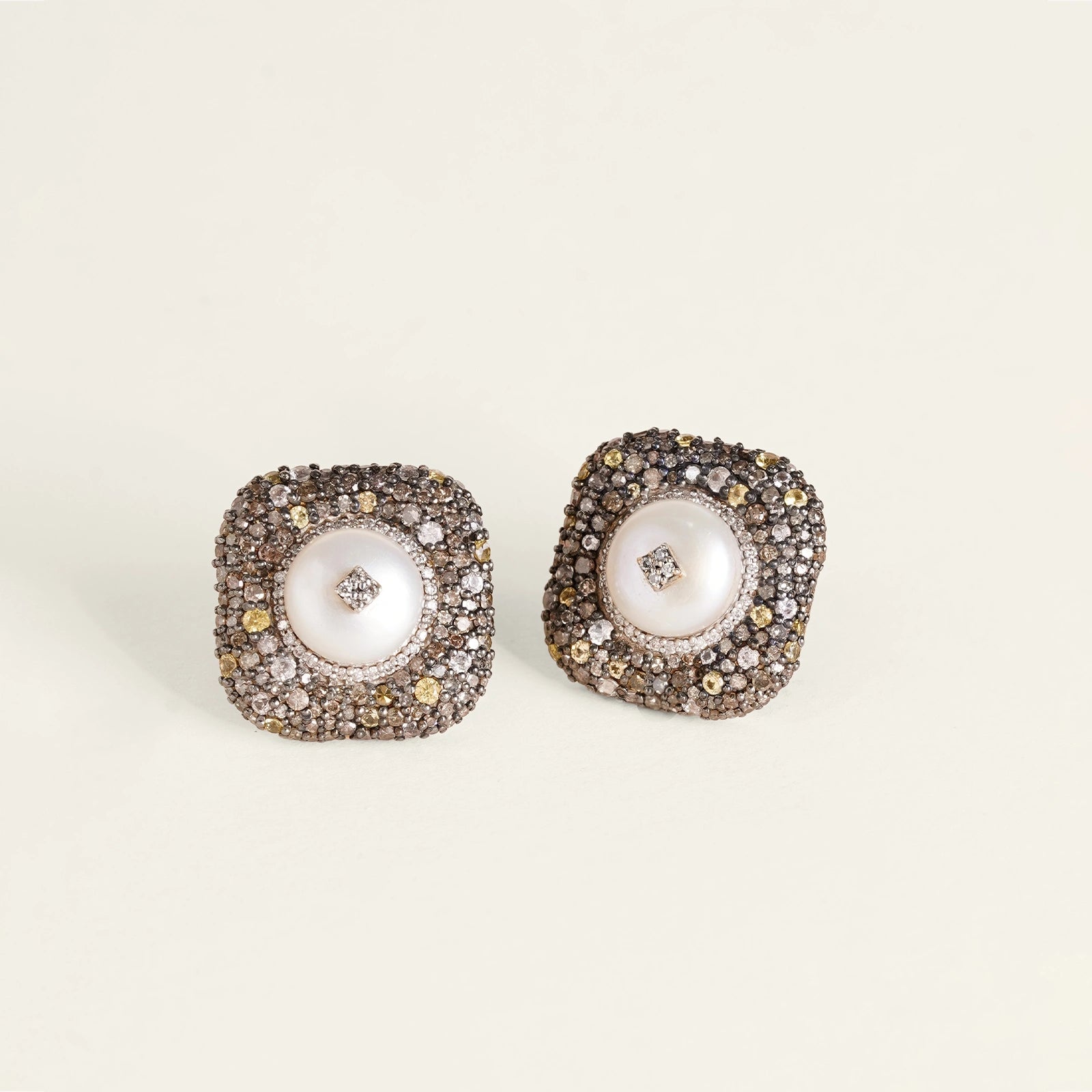 Gwen Ear Studs