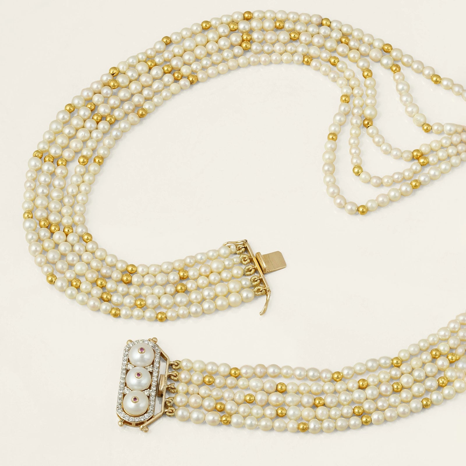 Chicago Multilayered Necklace