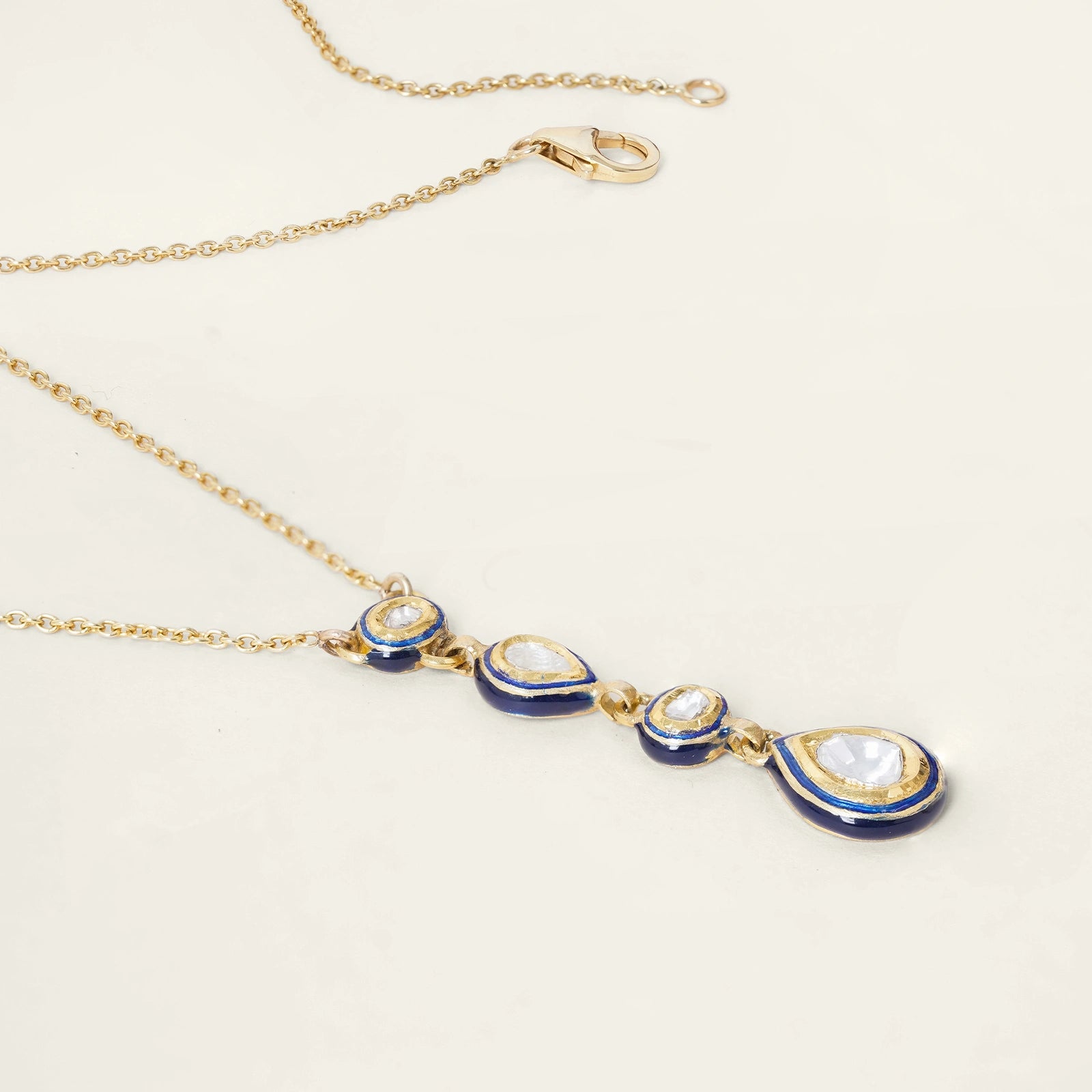 Serah Pendant Necklace