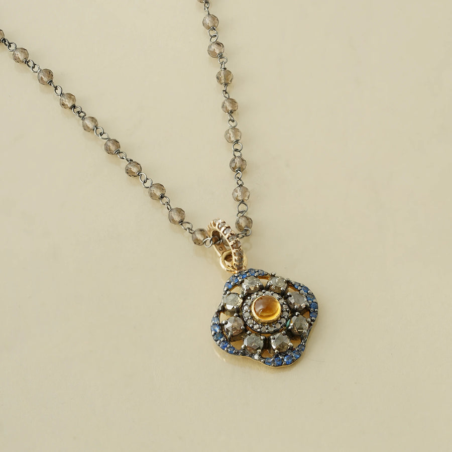 Riza Pendant Necklace