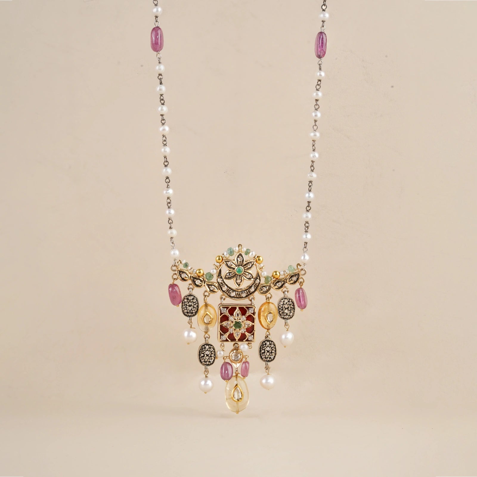 Arya Scarlette Brooch and Necklace