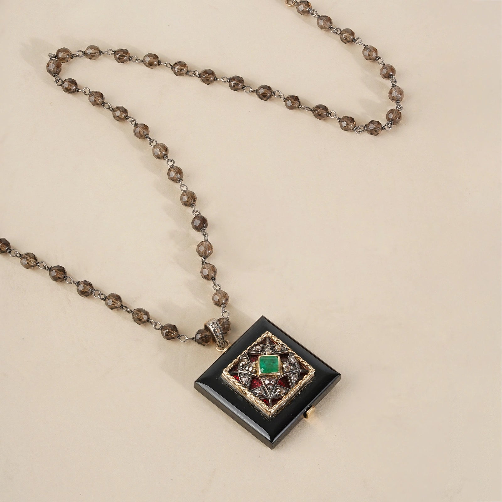Pavia Pendant Necklace
