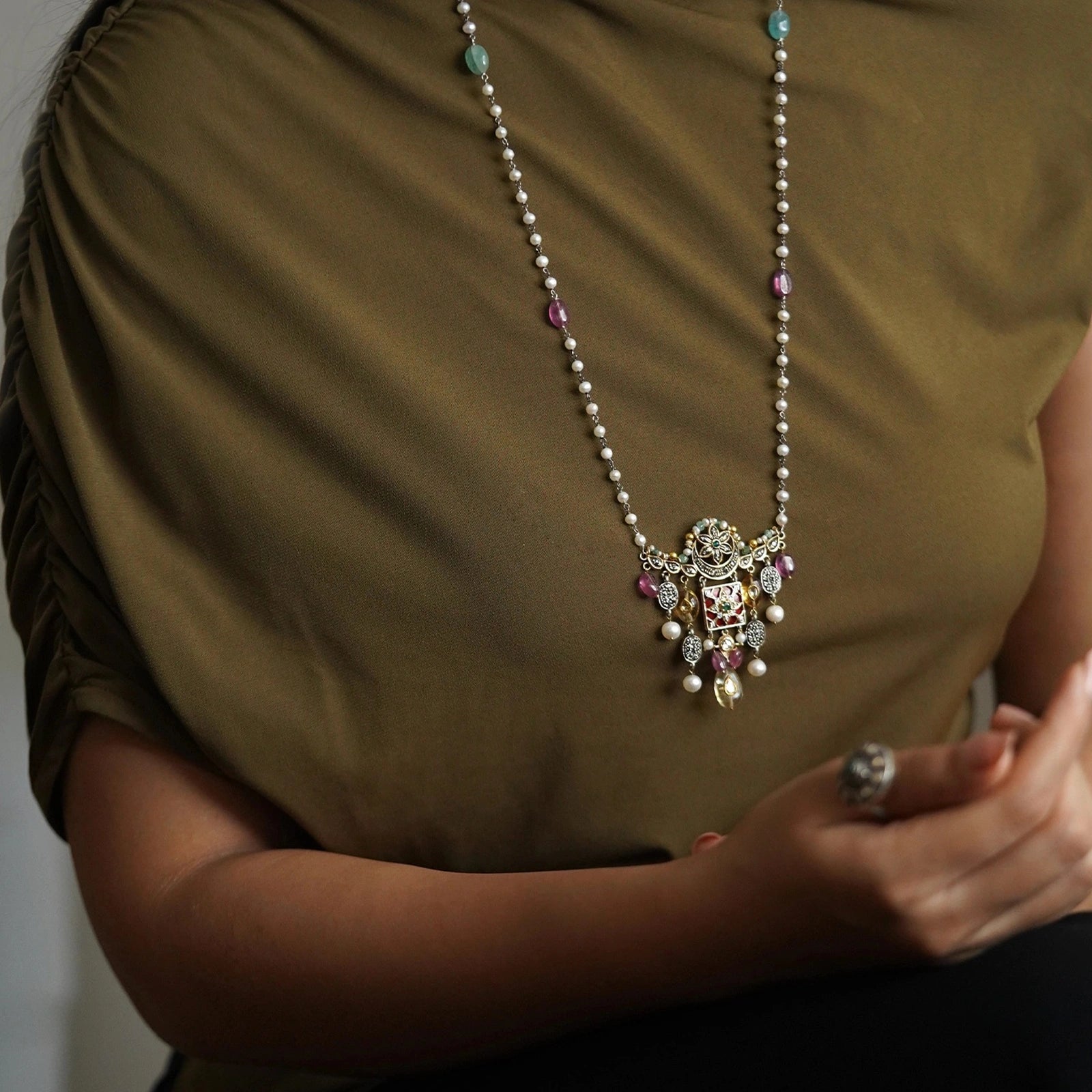 Arya Scarlette Brooch and Necklace
