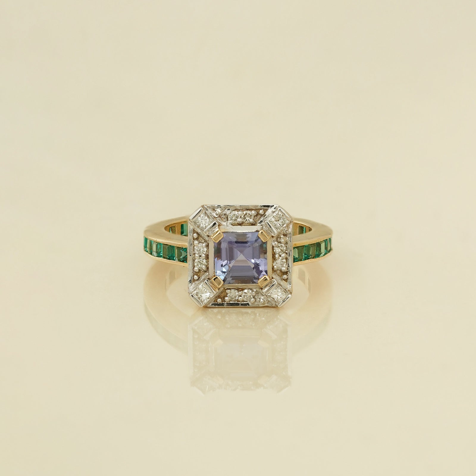 Nizam Tanzanite Ring