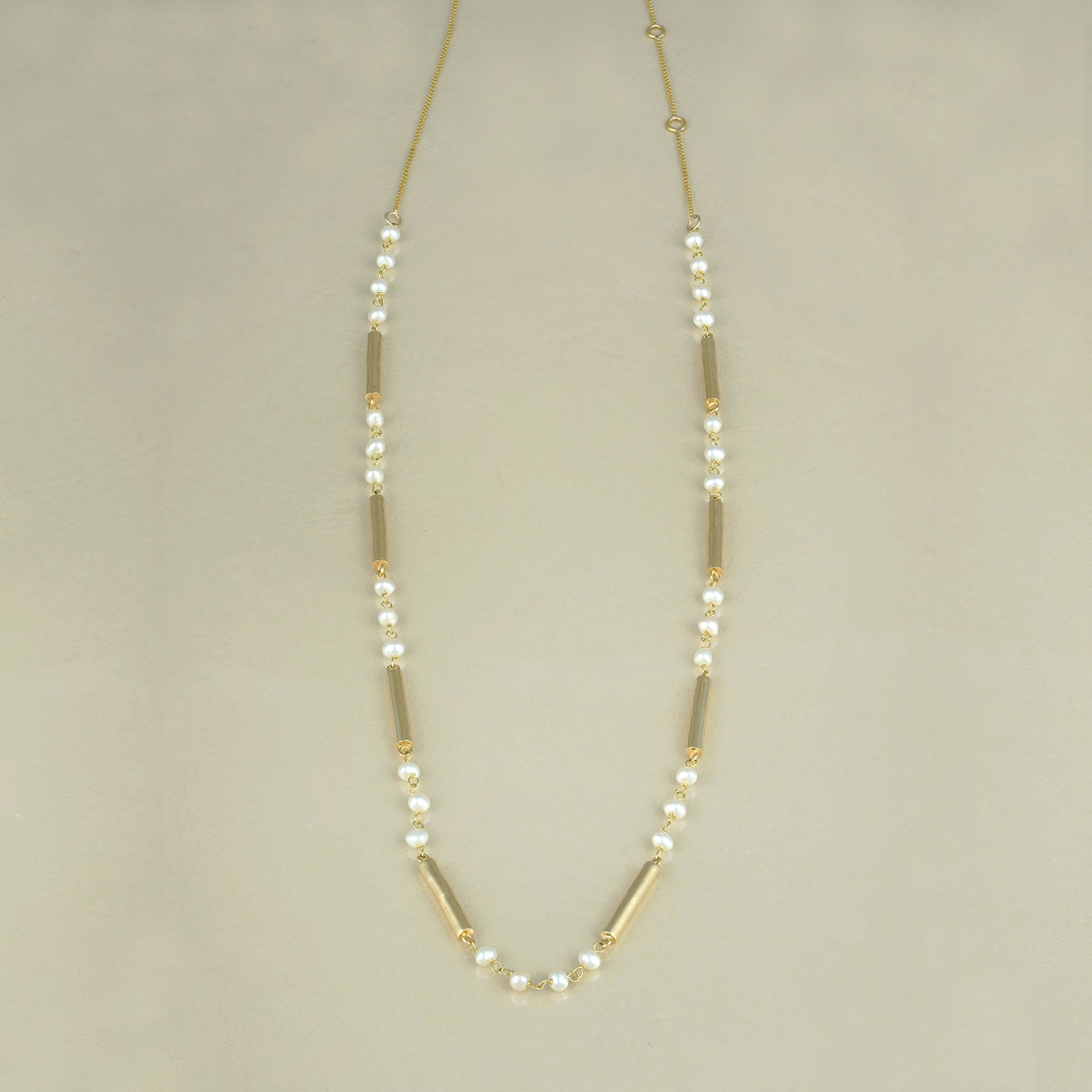 Songs Of Summer Gold and Pearl Chain – MOI - Boutique Everyday Luxury